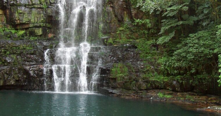 Descubre la maravilla natural de Salto Cristal en Paraguay